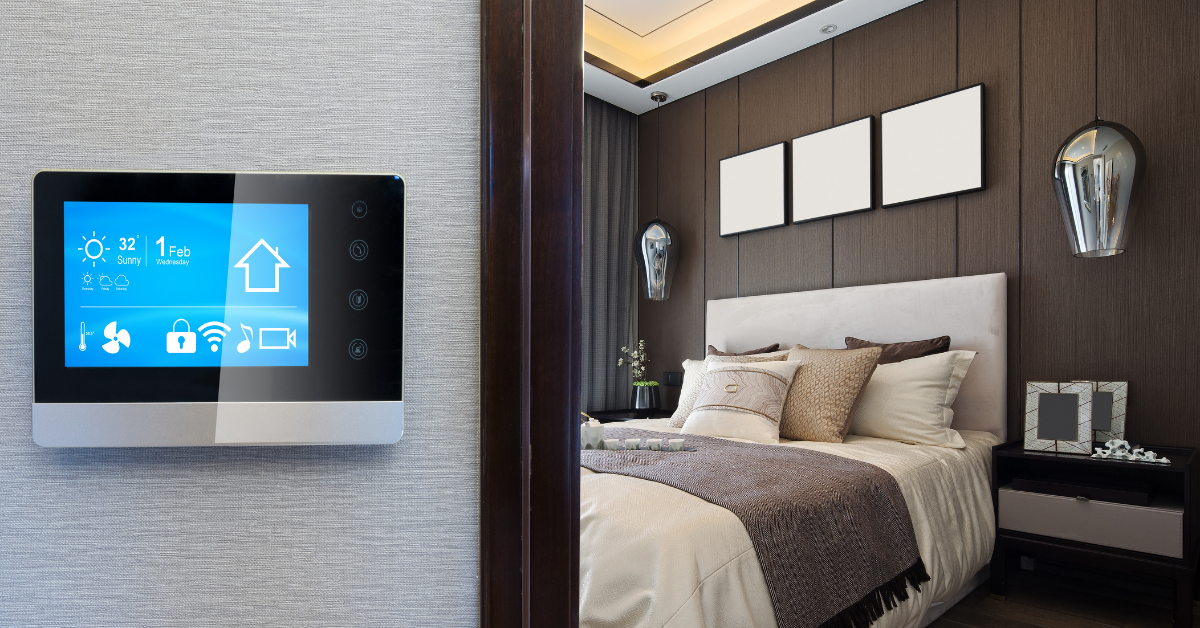 Smart home visualization with a smart thermostat outside of a bedroom