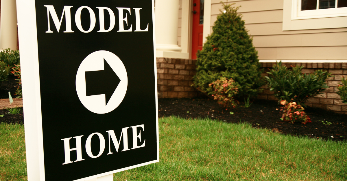 Self-tour model home signage